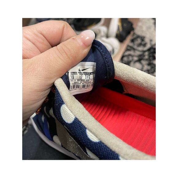 Nike Roshe Run NYC (2014) Men's Sneakers Size 13 - Picture 4 of 5